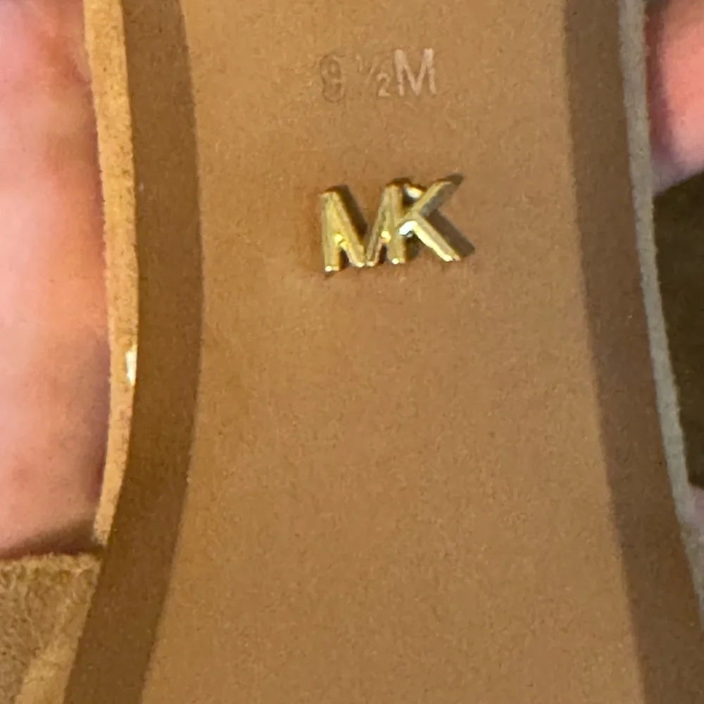 ❤️‍🔥❤️‍🔥 Michael Kors Tan High Heel Sandals